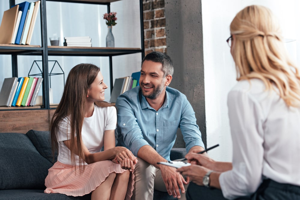 Leesburg family therapist in session